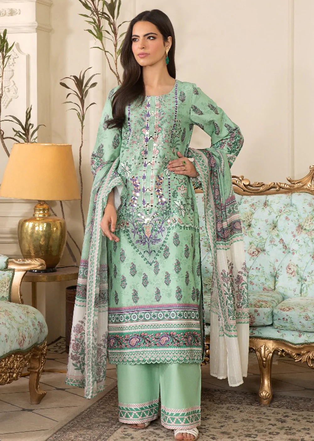 HSS-297 - Readymade Heeras Suit