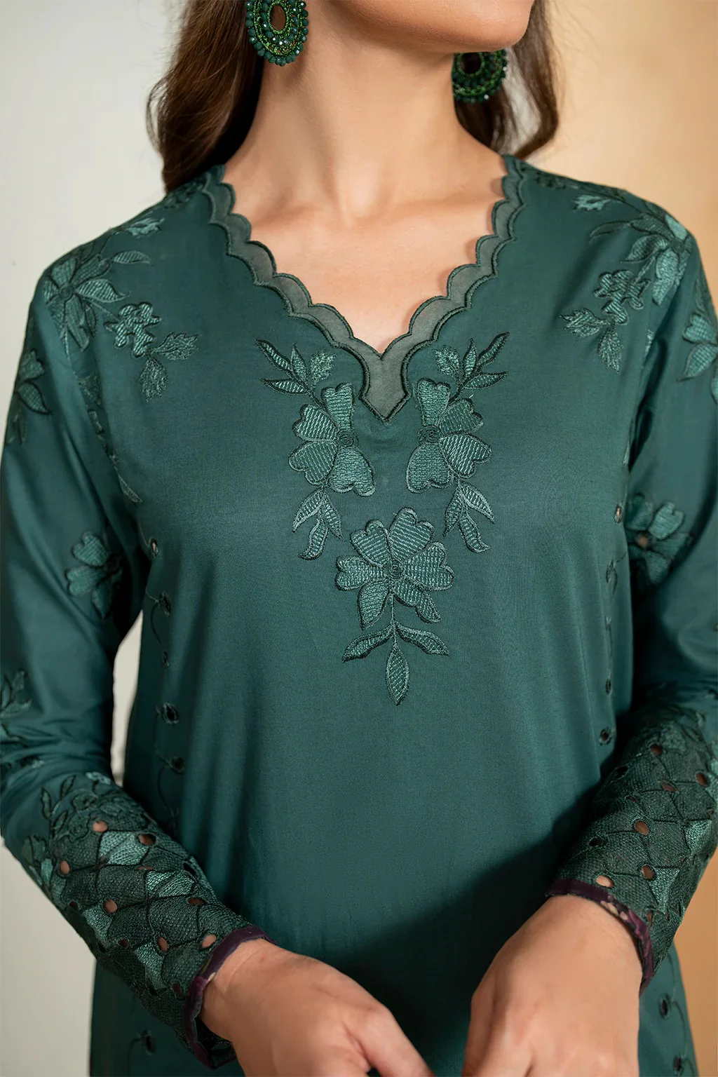 IFE-UE-468-Iznik Printed Lawn Edition 2025 - Image 2