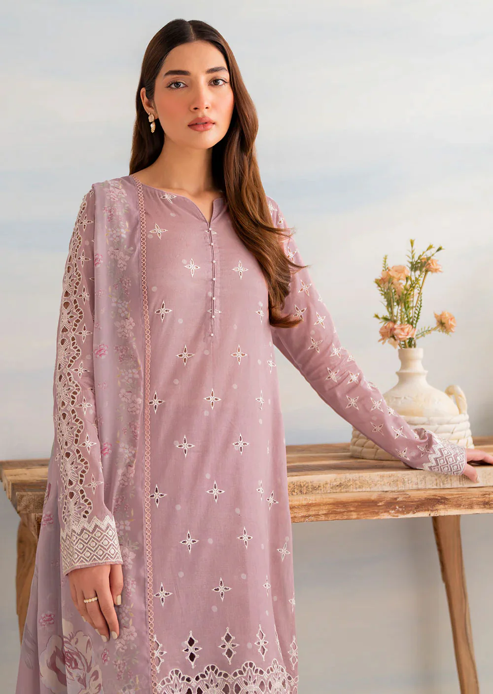 IGL-04-R - Readymade - Guzel Lawn Collection by Iznik 2024 - Image 2