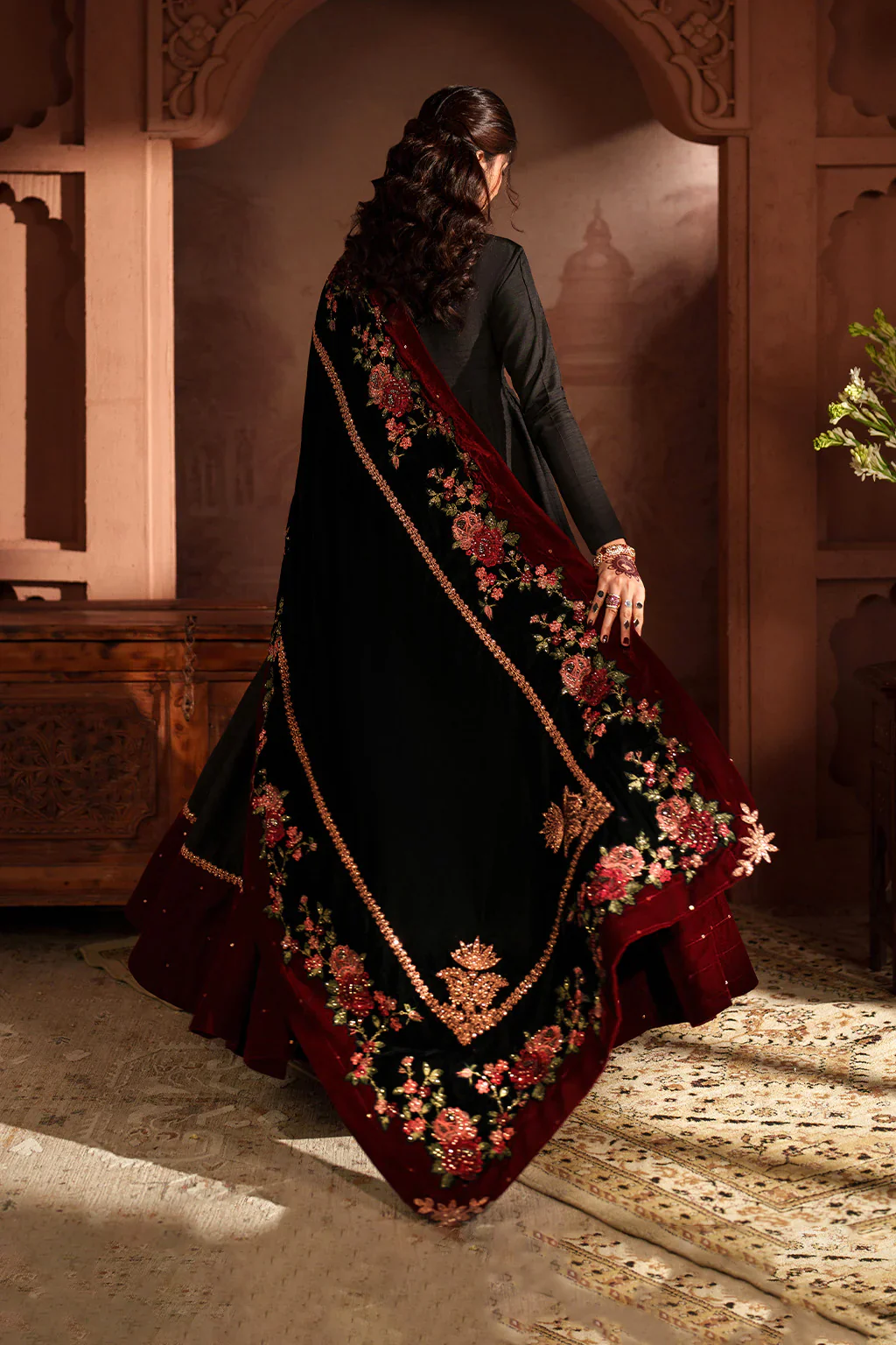 IV-59 Readymade Iznik Embroidered Velvet Edition 2025 - Image 2