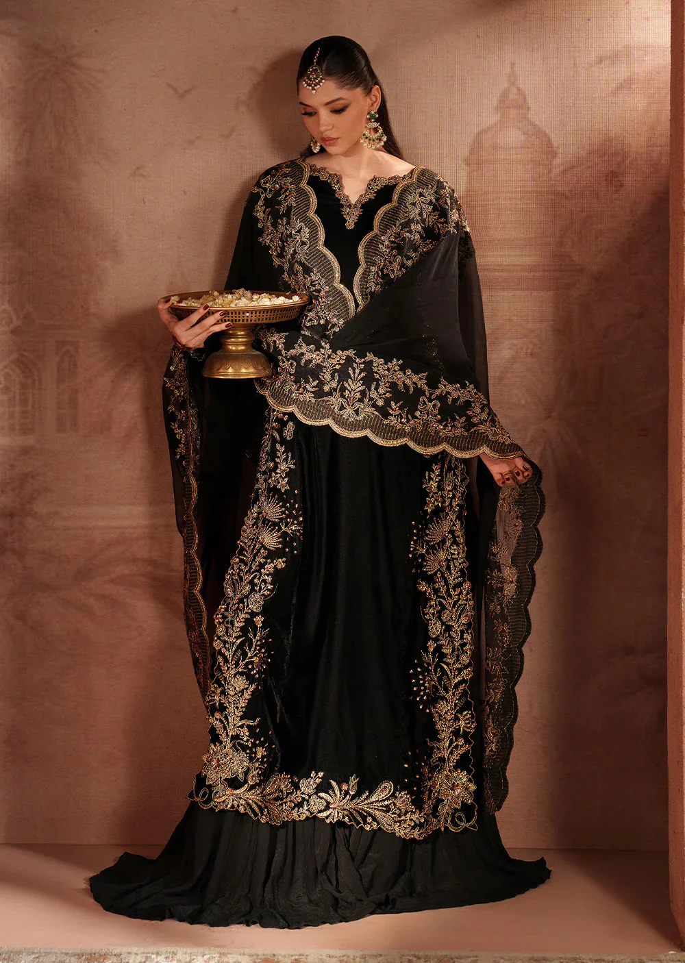 IV-62 Readymade Iznik Embroidered Velvet Edition 2025