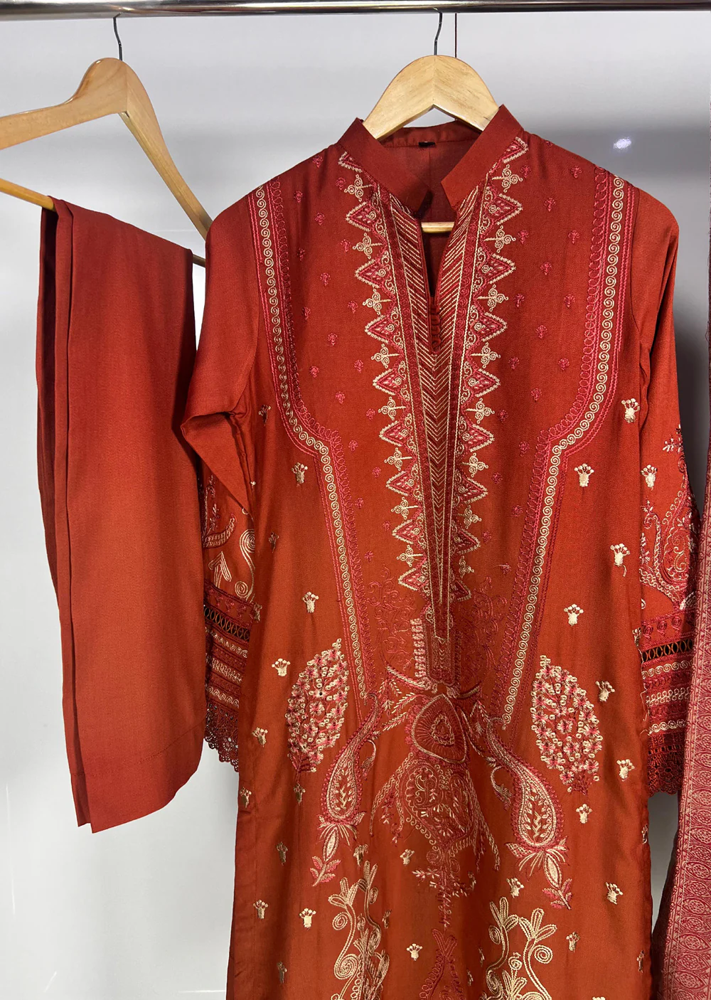 JH-670-R - Readymade - Deewan Collection by Johra 2024 - Image 4