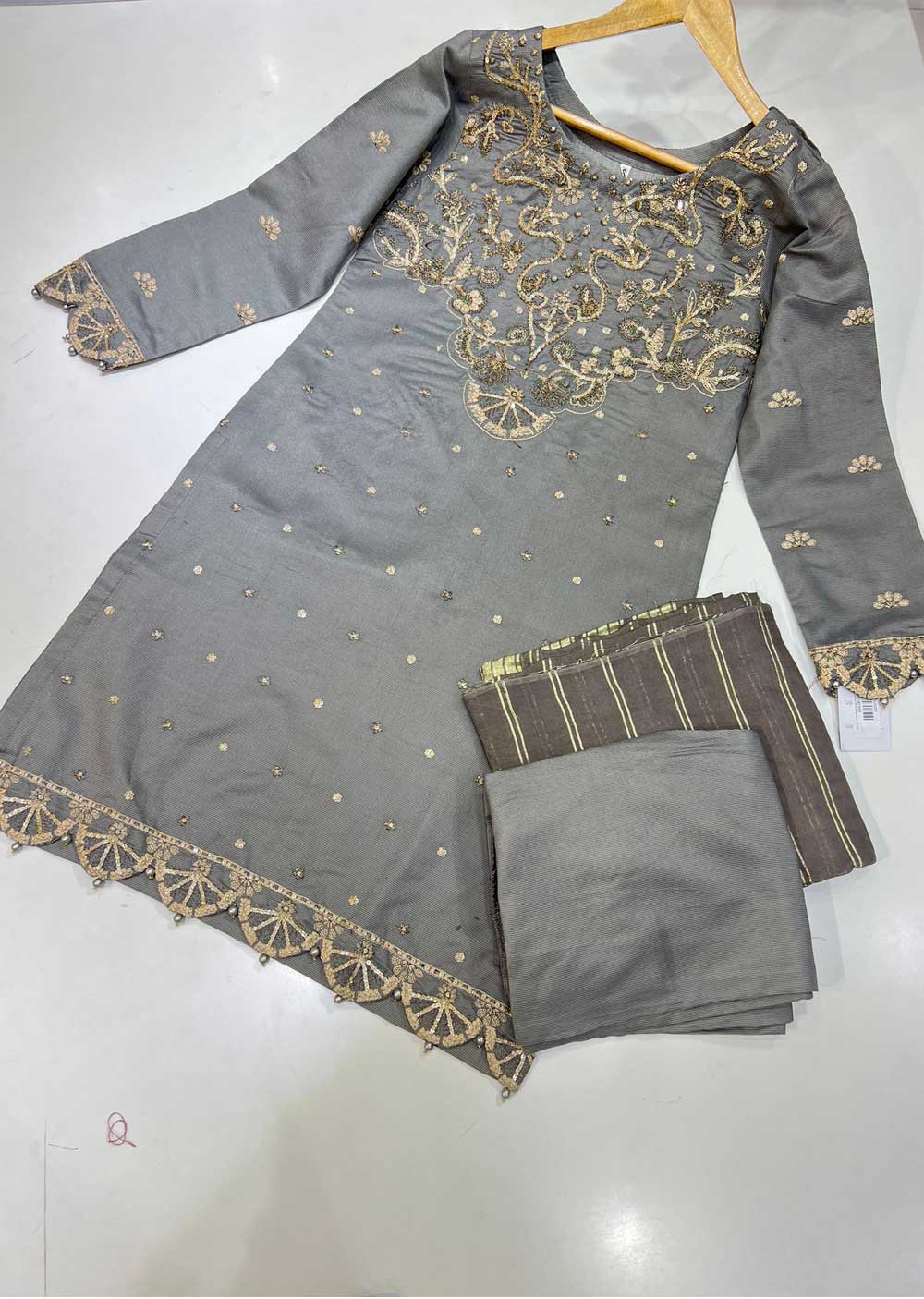 KLD121 Grey Readymade Winter Cotton Net Suit - Image 3
