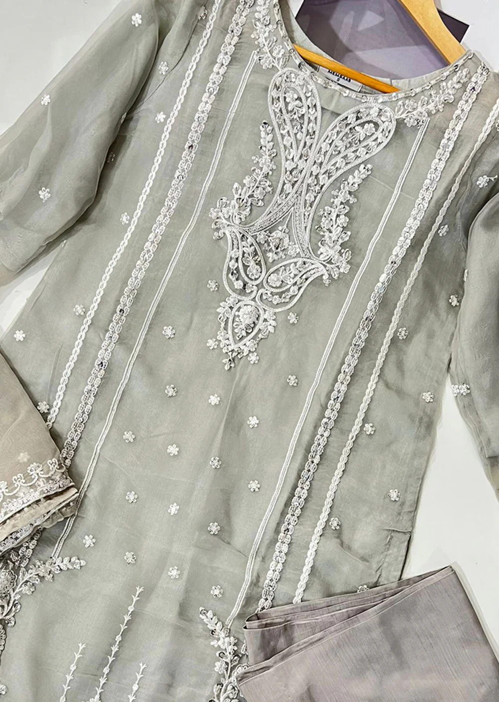 KLD308 Huma - Grey Readymade Organza Suit - Image 4