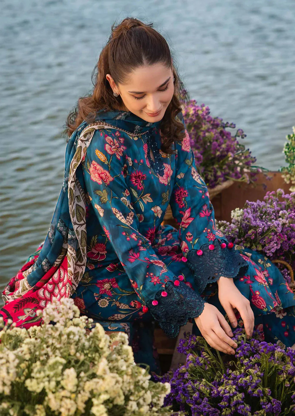 MBCS-402-A - Readymade - Maria B M.Basics Lawn Collection 2024 - Image 2
