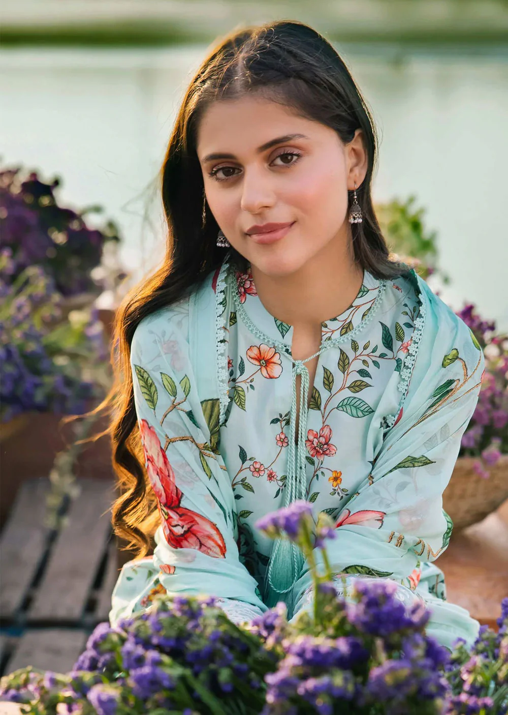 MBCS-406-B - Readymade - Maria B M.Basics Lawn Collection 2024 - Image 3