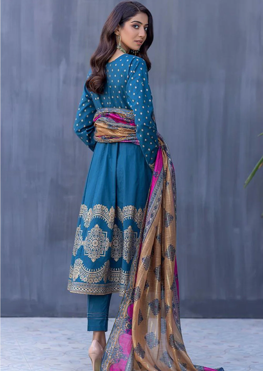 MDM-56 - Madame Mirror Embroidered Suit - Image 2