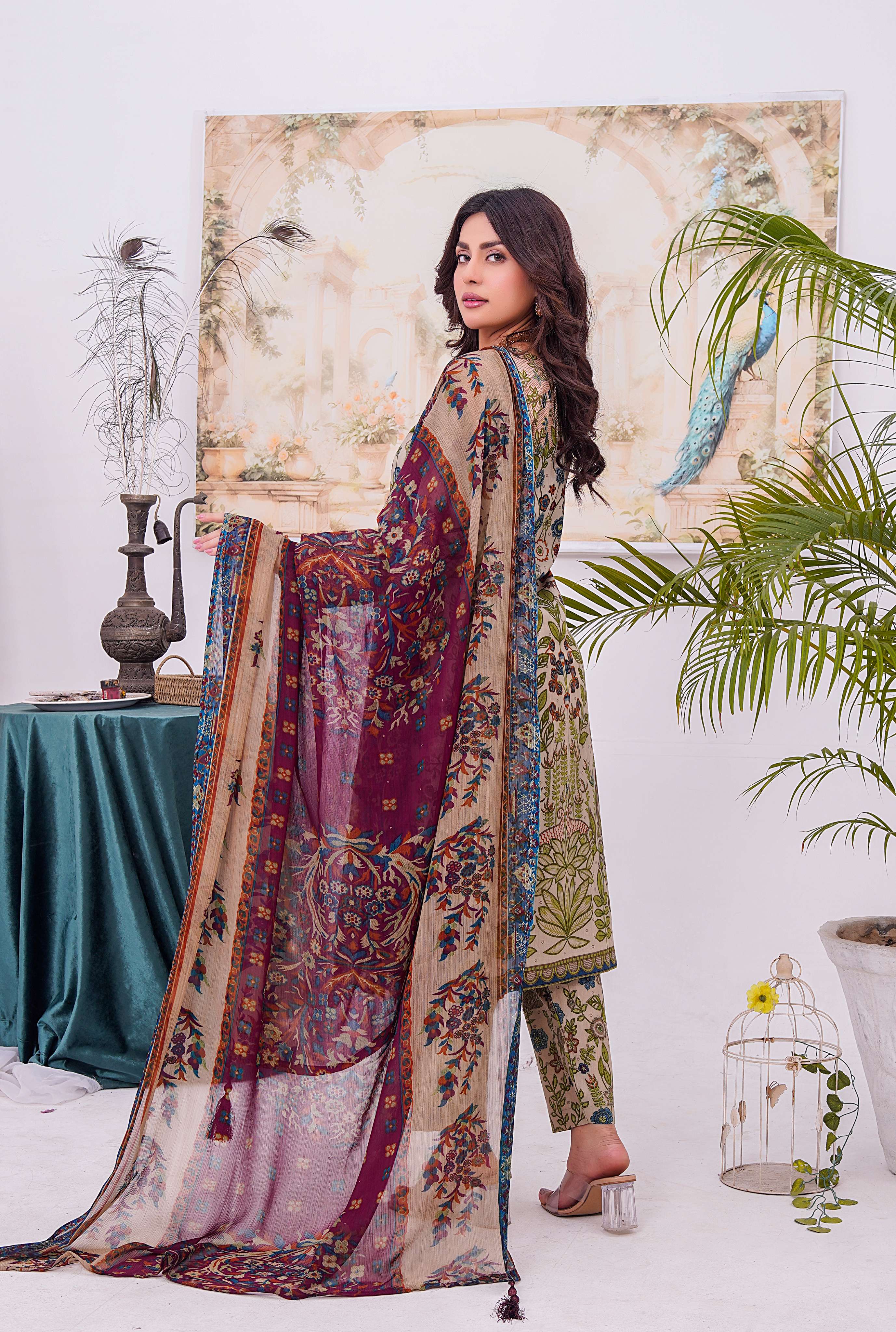 MDNA-05 - Grey Embroidered Lawn Outfit - Image 4