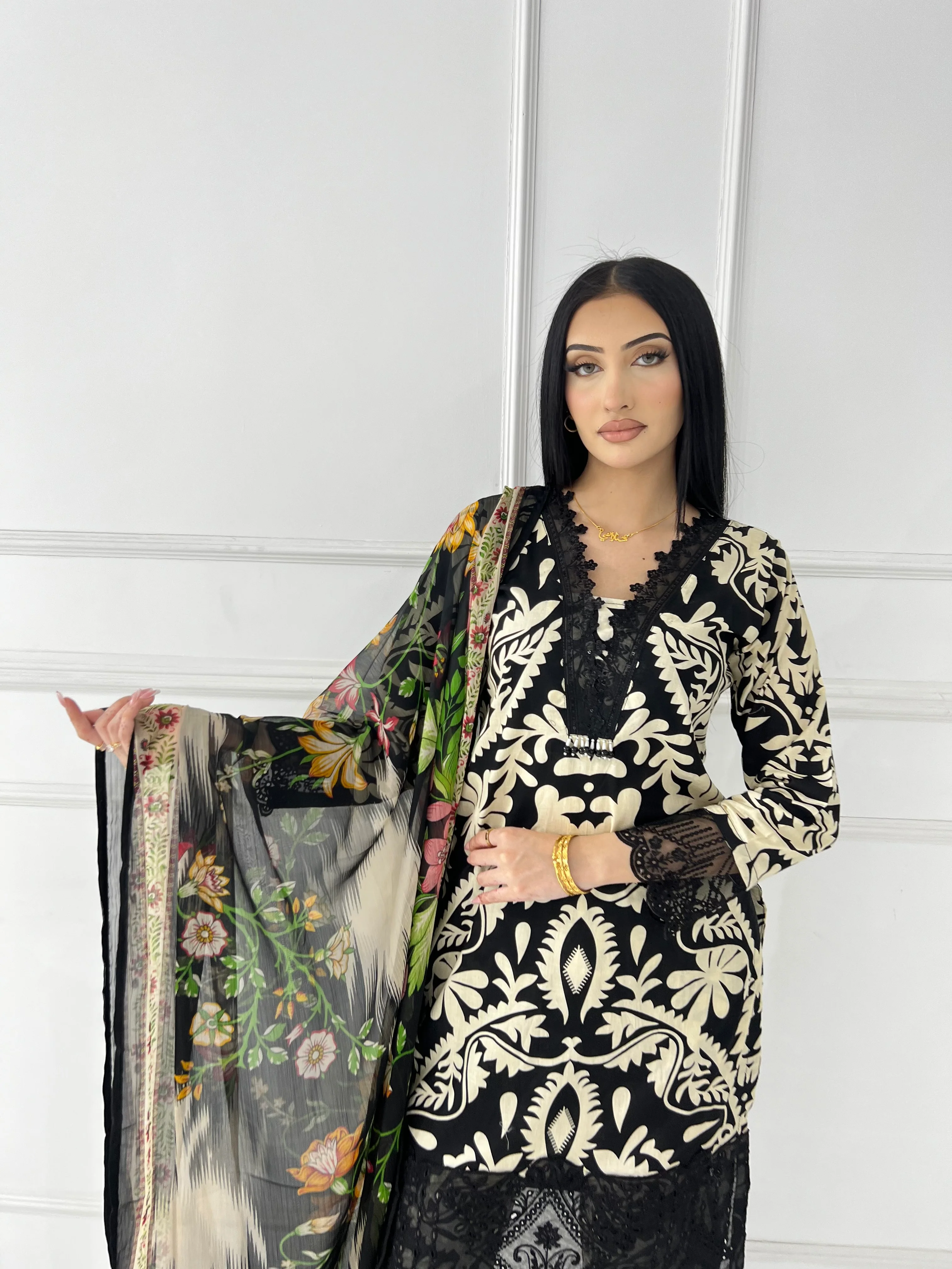 MDNA-07 - Black Embroidered Outfit - Image 10