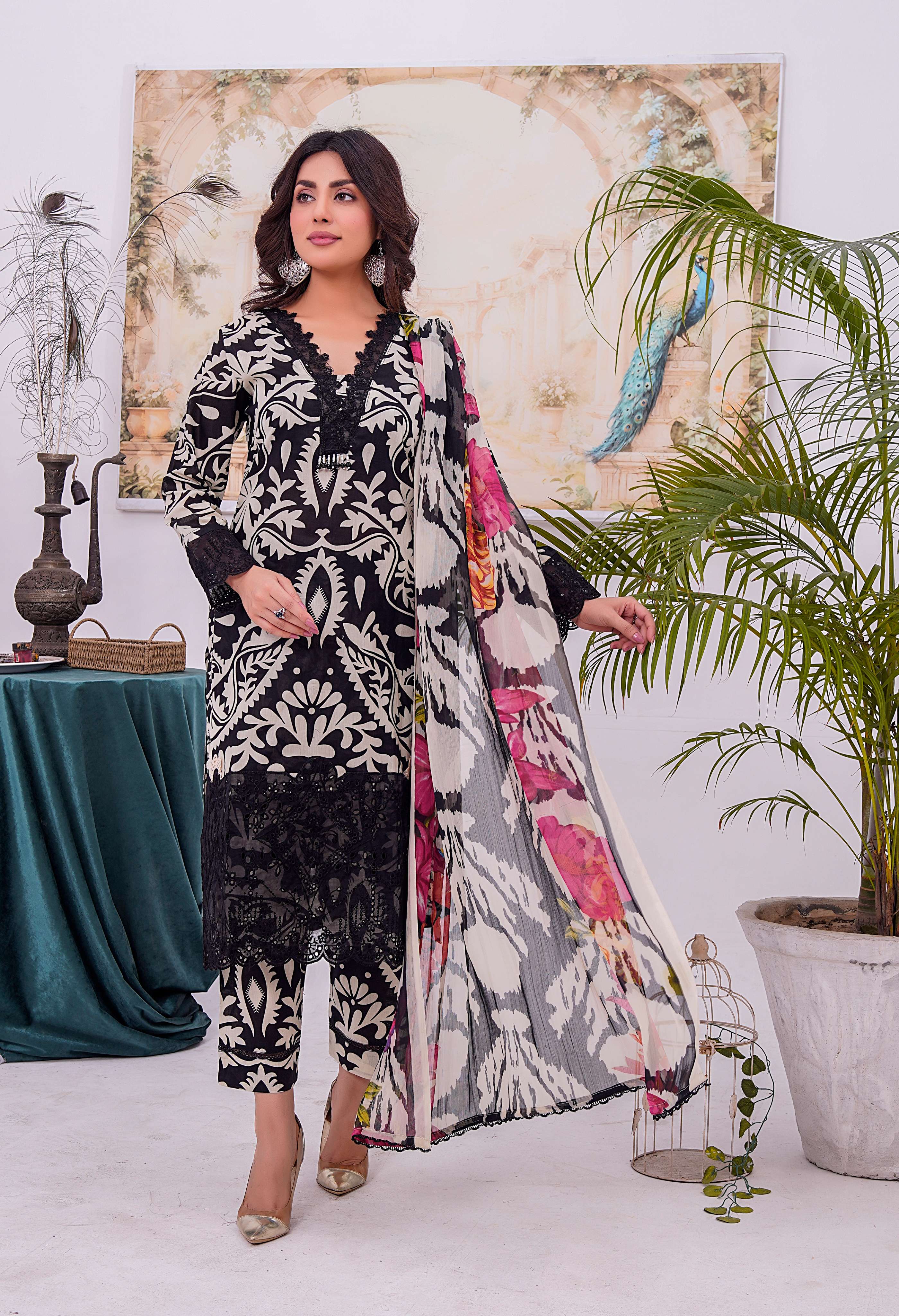 MDNA-07 - Black Embroidered Outfit - Image 11