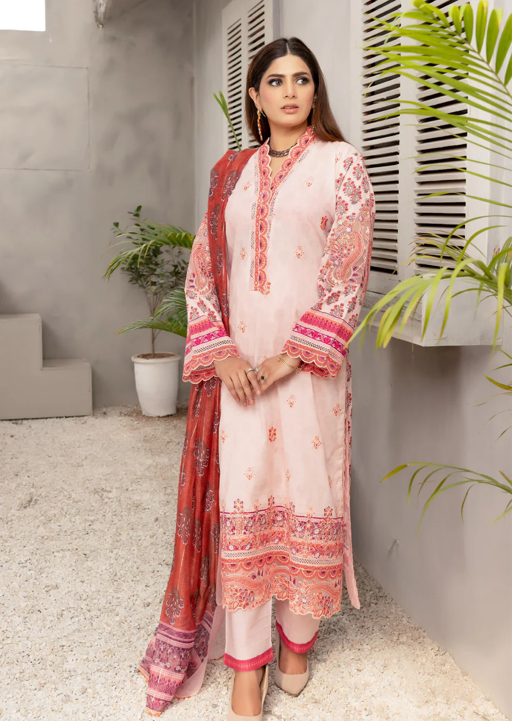 MNDCR-06 - Readymade - Munira Winter Collection 2025
