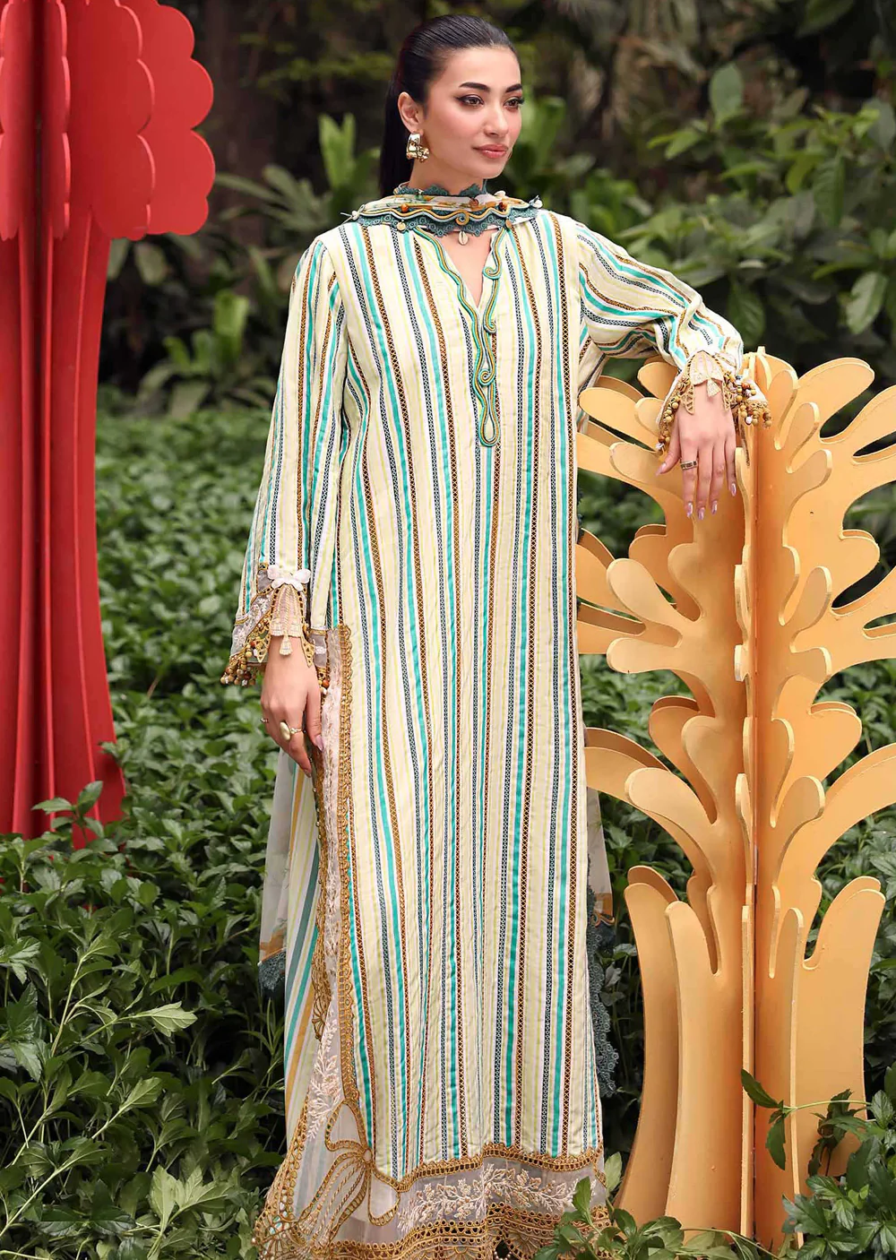 MPT30-02-B Maria B M prints Lawn Suit - Image 4