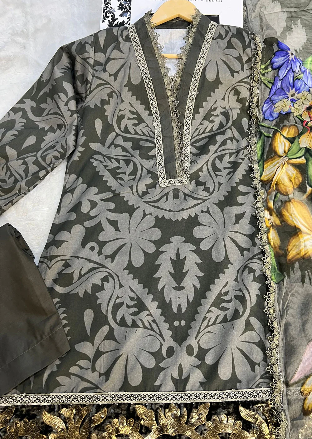 MPTR-2407-A - Readymade - Maria B MPRINTS Collection 2024 - Image 4