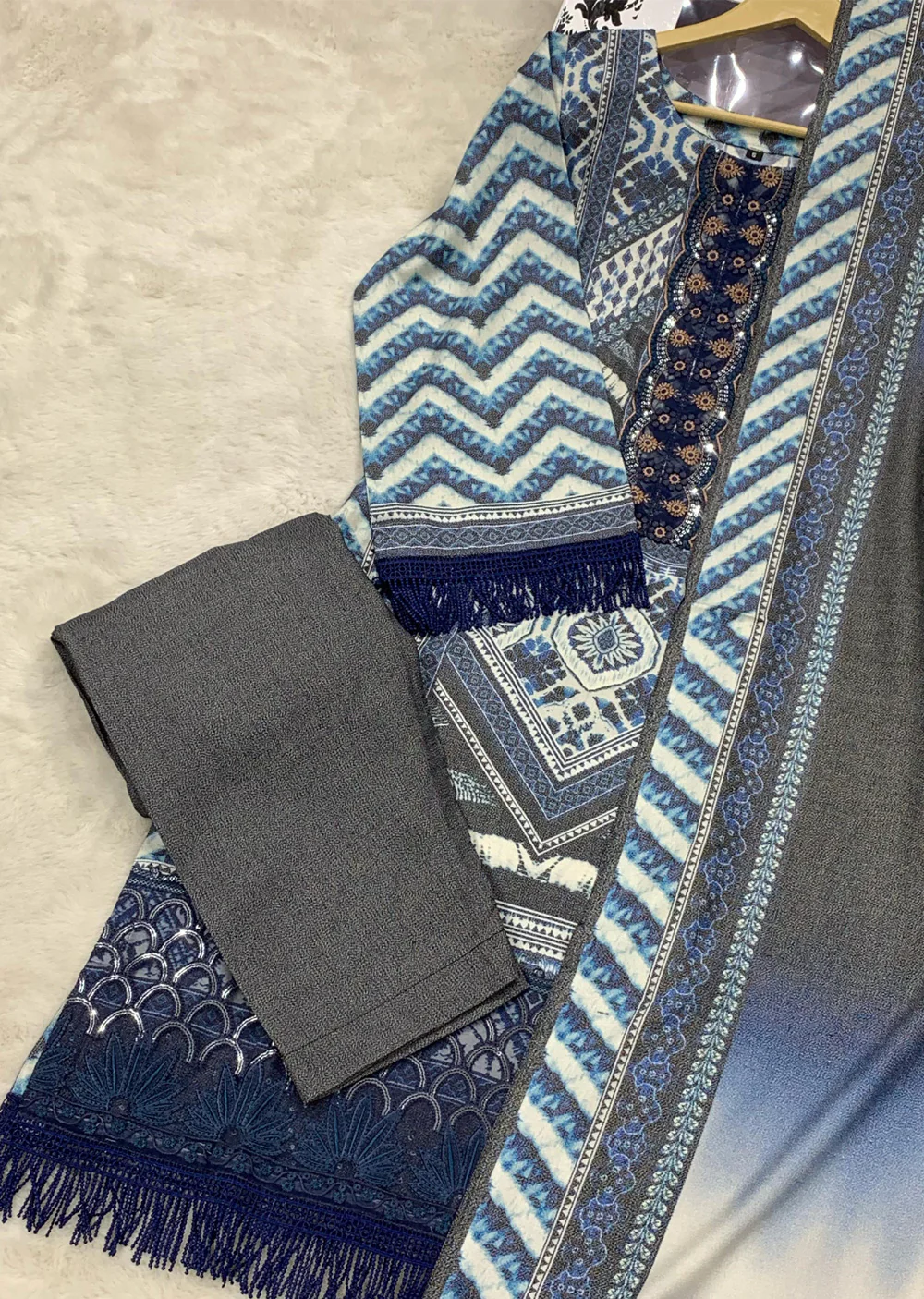 MTYC-04 - Blue/white - Maria B Inspired Dhanak Suit 2025 - Image 3