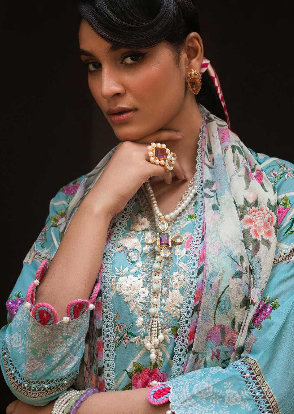 MUZNR-04-A - Readymade - Muzlin Collection Vol 2 by Sana Safinaz 2023 - Image 4