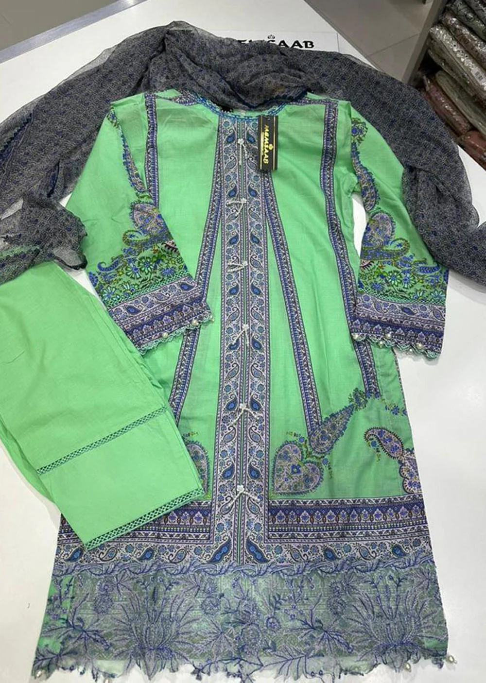 MUZNR-09-A - Readymade - Muzlin Collection Vol 2 by Sana Safinaz 2023 - Image 2