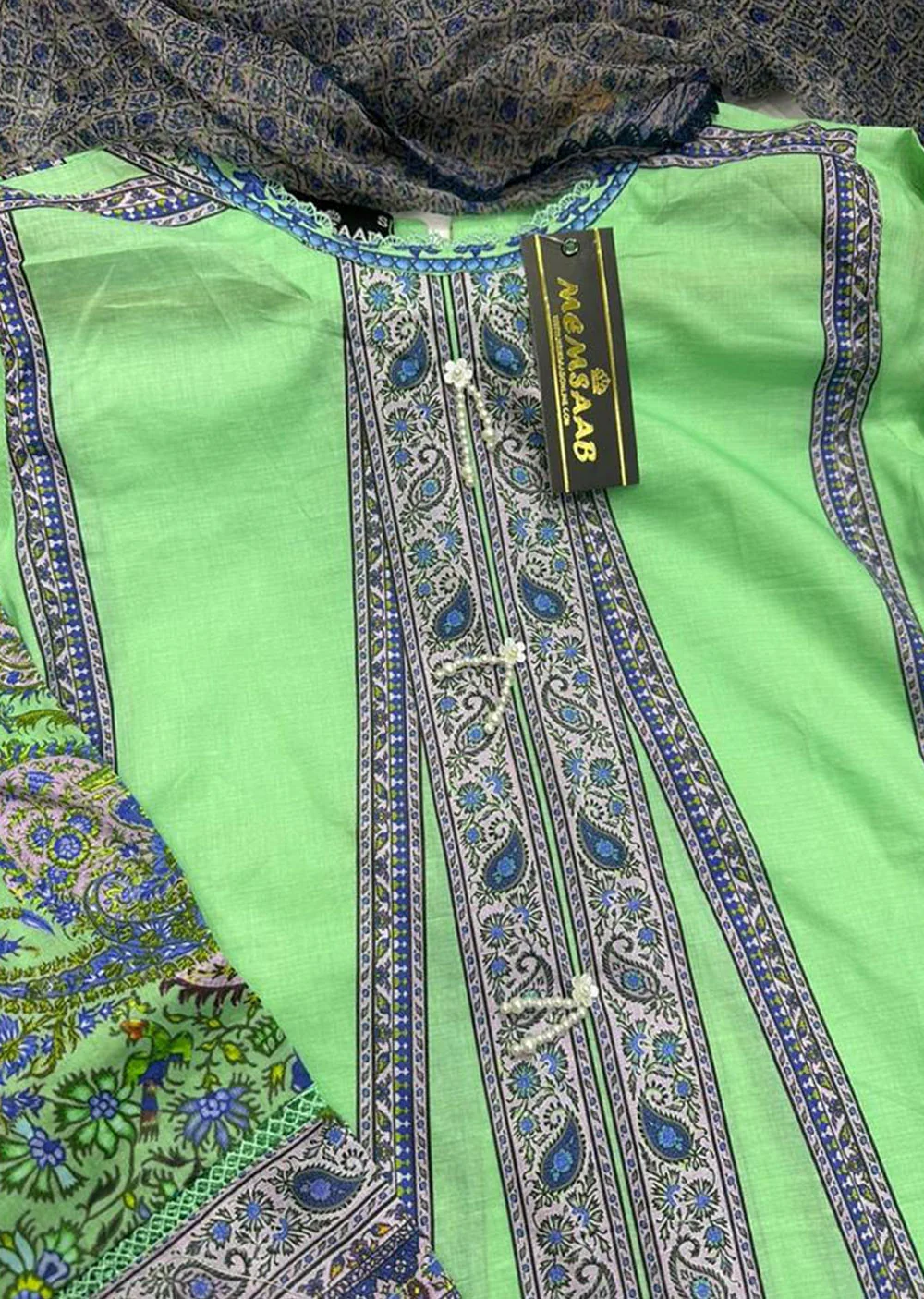 MUZNR-09-A - Readymade - Muzlin Collection Vol 2 by Sana Safinaz 2023 - Image 3