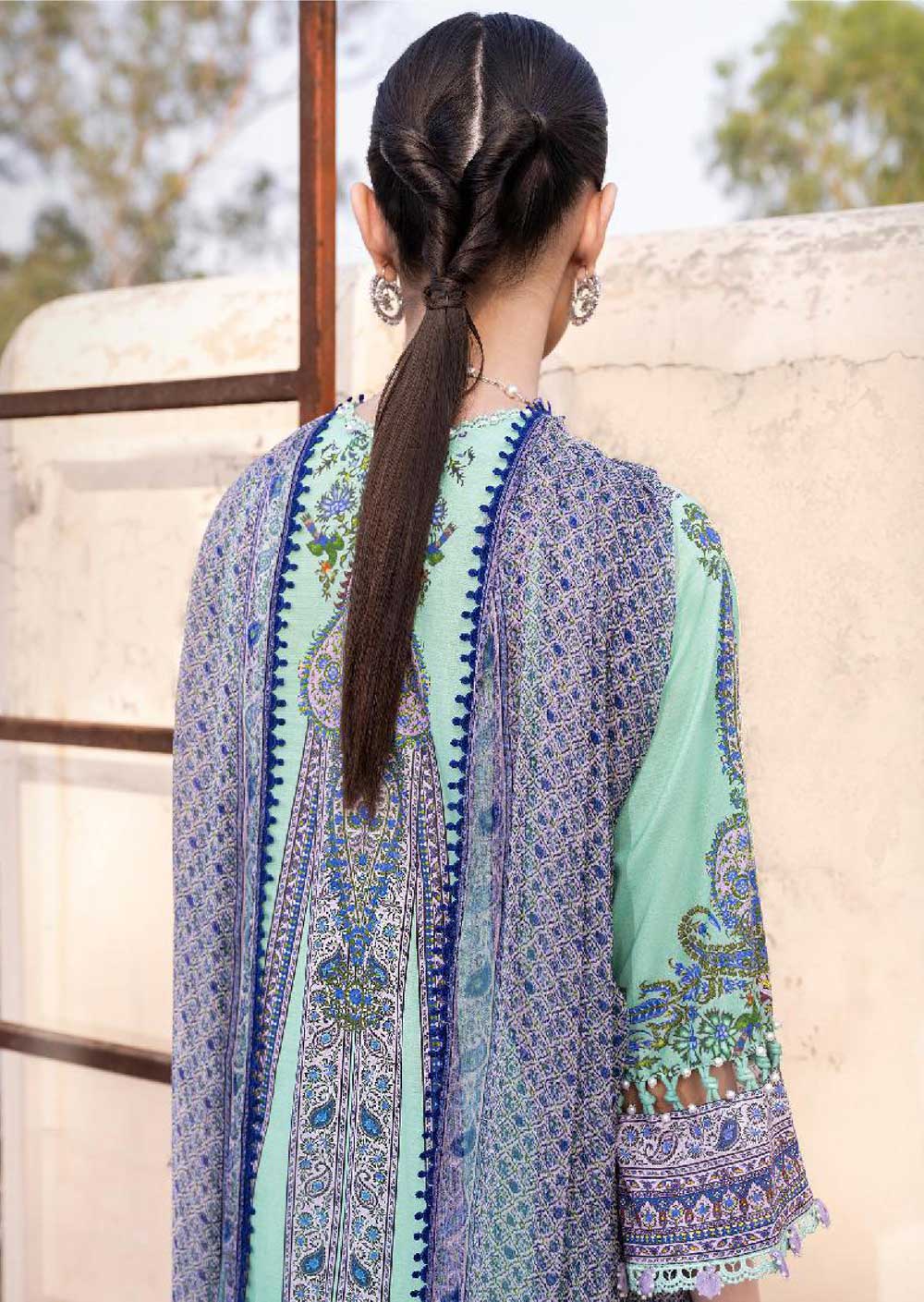MUZNR-09-A - Readymade - Muzlin Collection Vol 2 by Sana Safinaz 2023 - Image 4