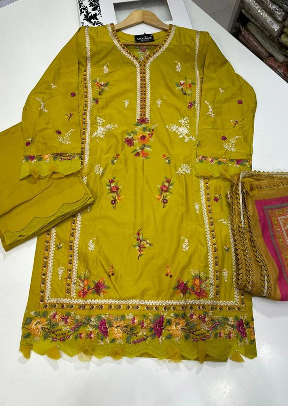 MUZNR-15-B - Readymade - Muzlin Collection Vol 2 by Sana Safinaz 2023 - Image 2