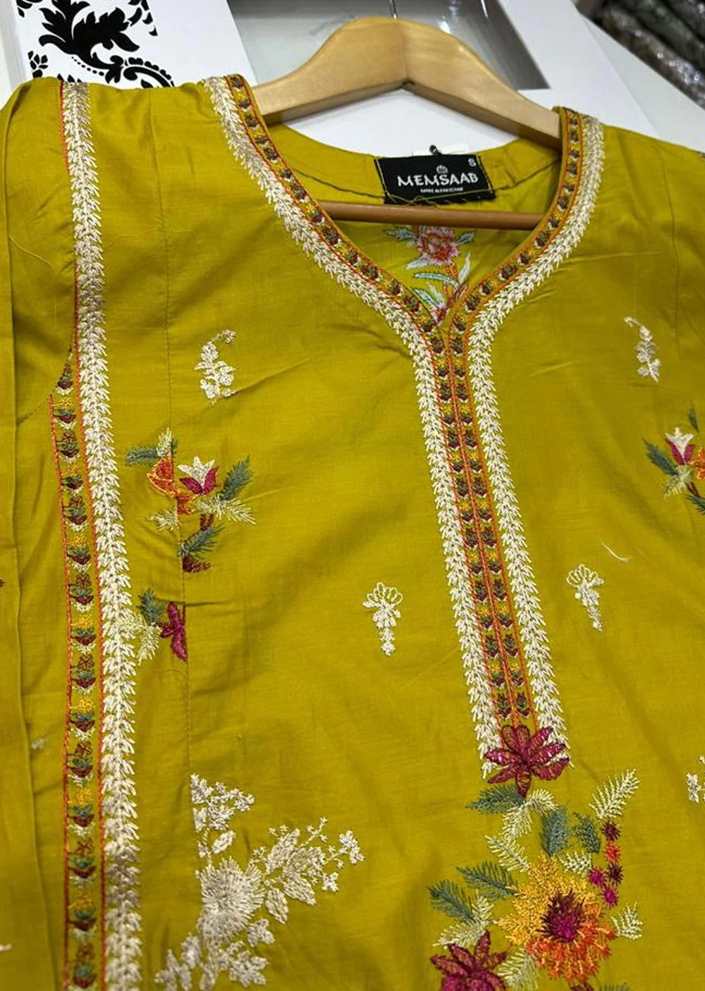 MUZNR-15-B - Readymade - Muzlin Collection Vol 2 by Sana Safinaz 2023 - Image 4
