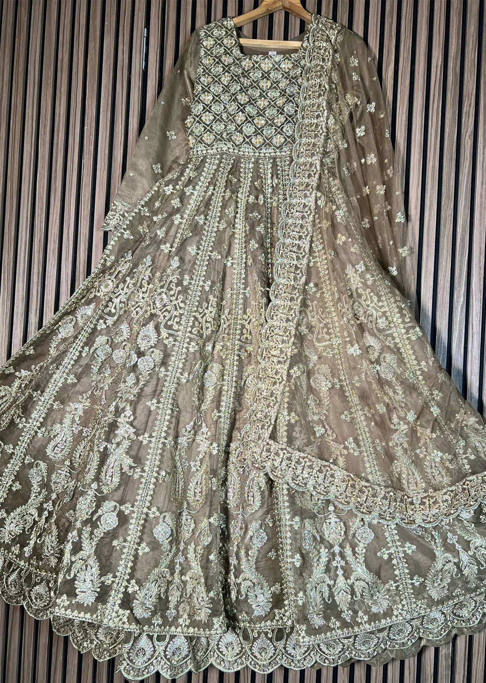 MW23-539 - Readymade - Mehr-O-Maah Wedding Collection 2024 - Image 7