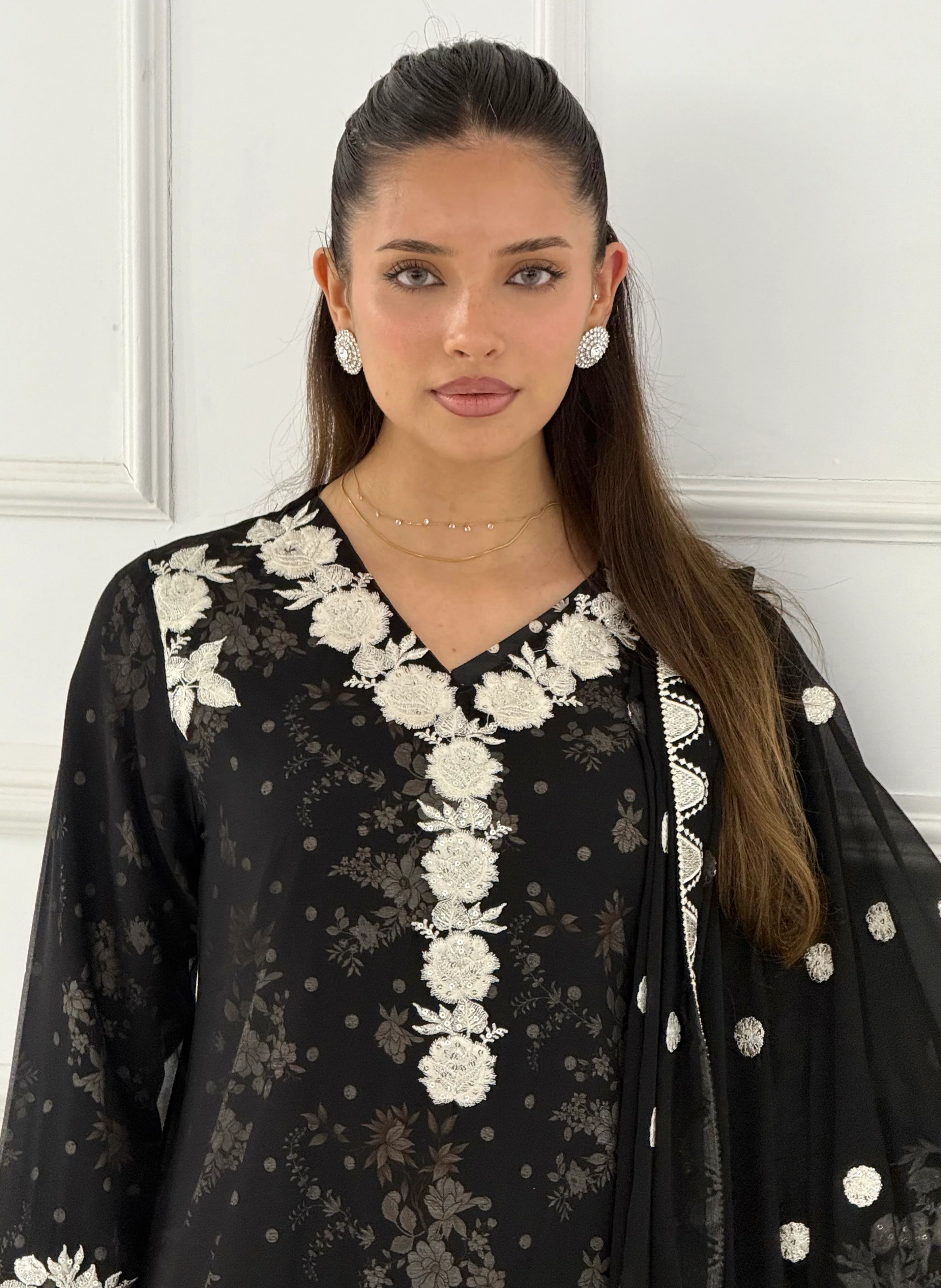 NZA-101 Luxury Black Chiffon Embroidered 3-Piece Suit - Image 5