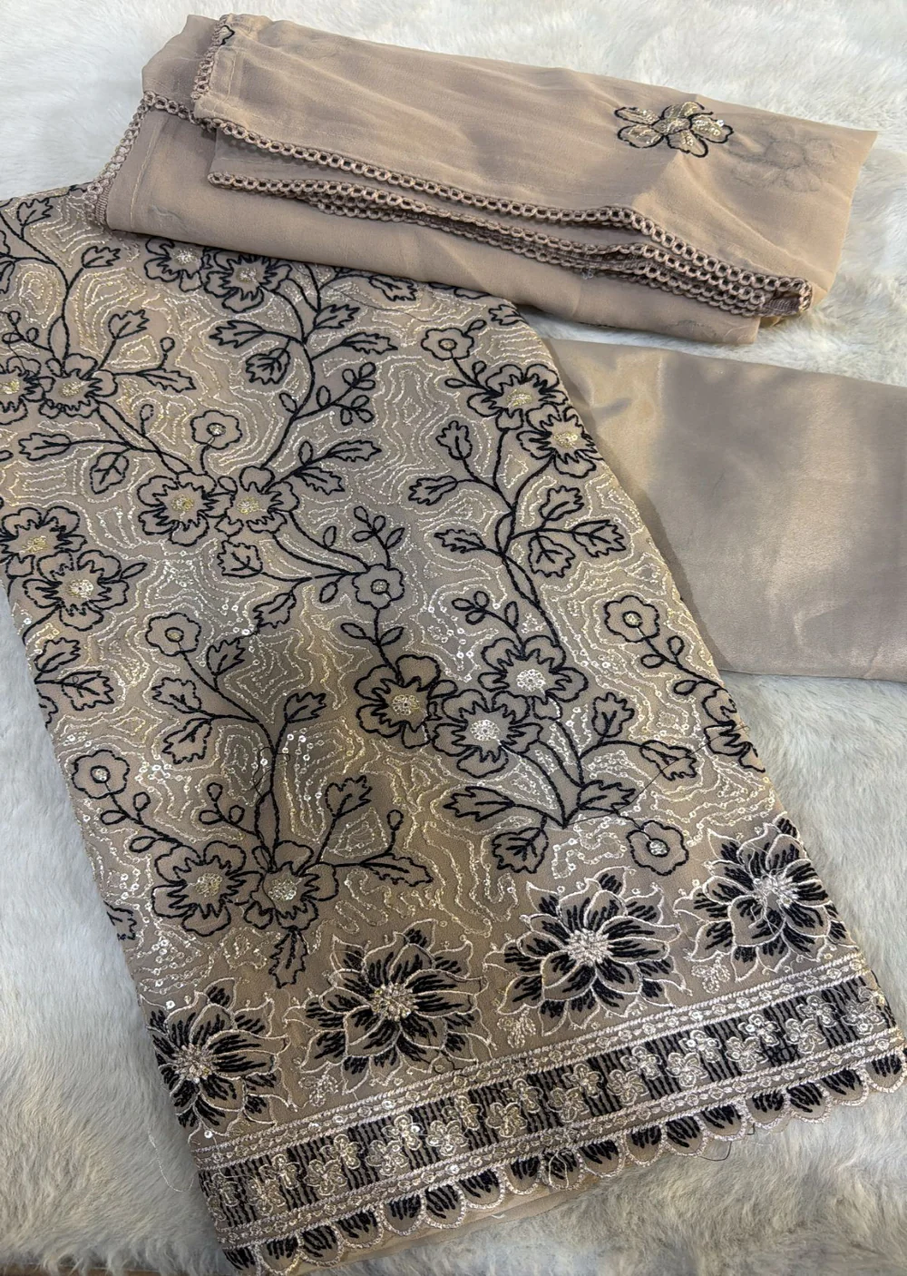 OP19347 Nude Unstitched Georgette Suit