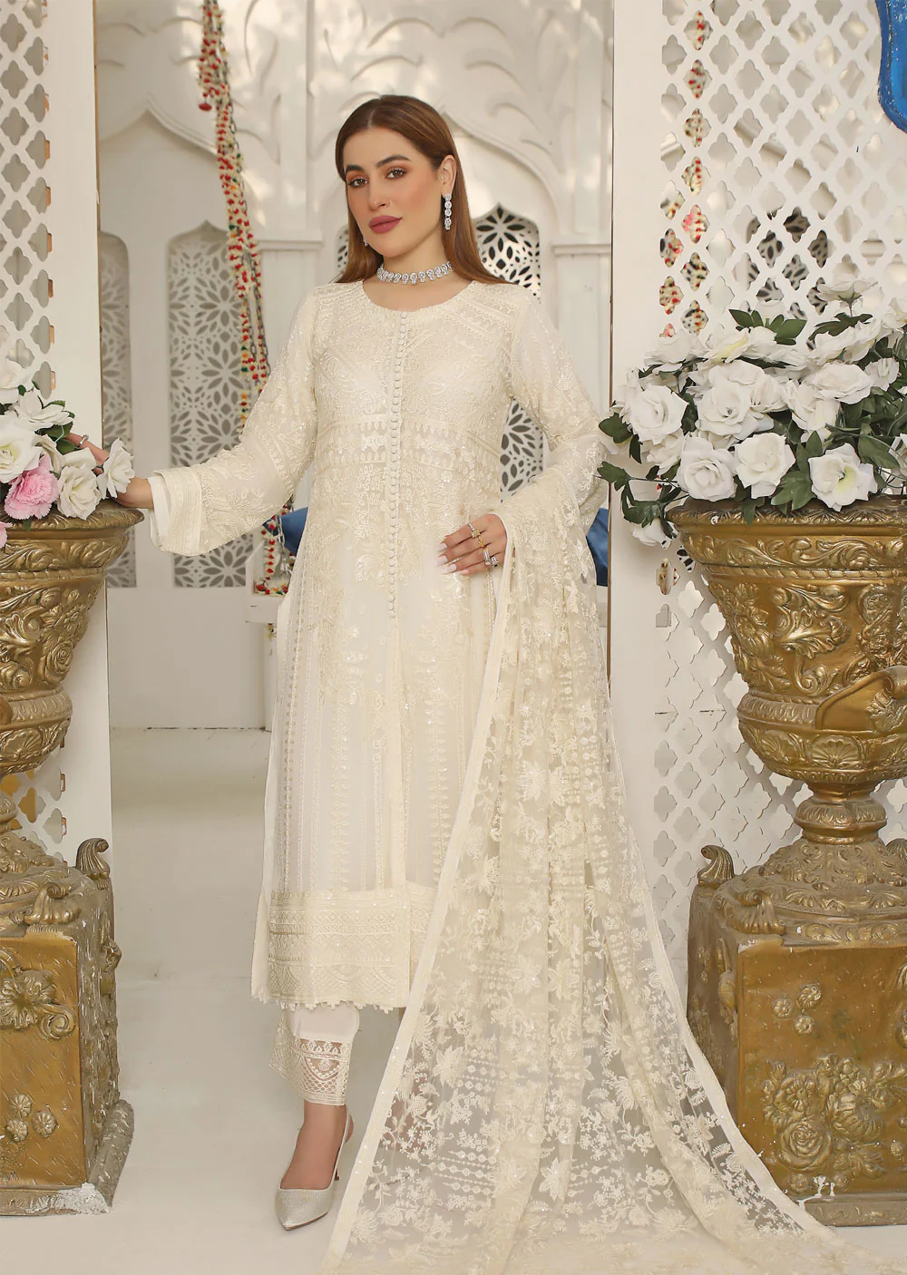 PS1664 White Readymade Chiffon Suit