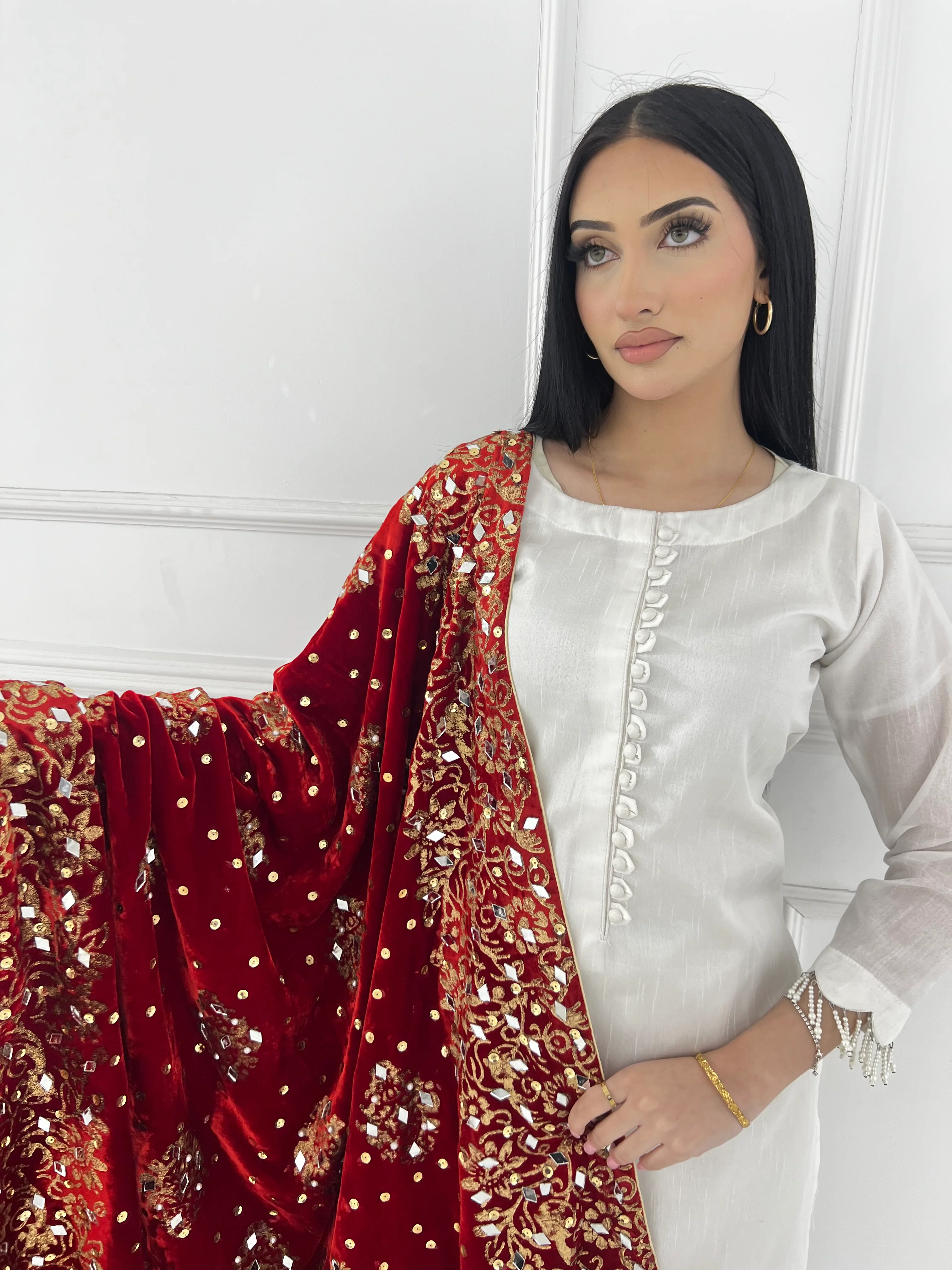 RBY-133- New Luxury Velvet Shawl 2025 - Image 7