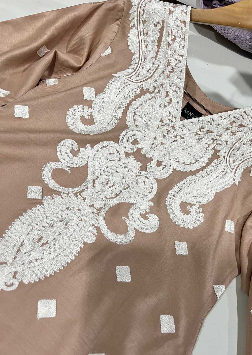 RGZ1102 Peach Linen Readymade Suit - Image 2