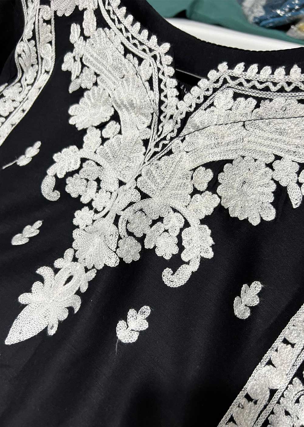 RGZ1103 Black Linen Readymade Suit - Image 2