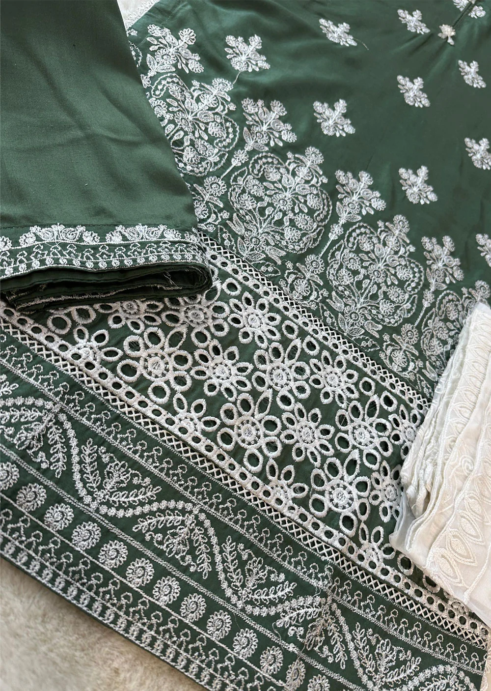 RGZ4017 Lilly - Green Readymade Linen Suit - Image 2
