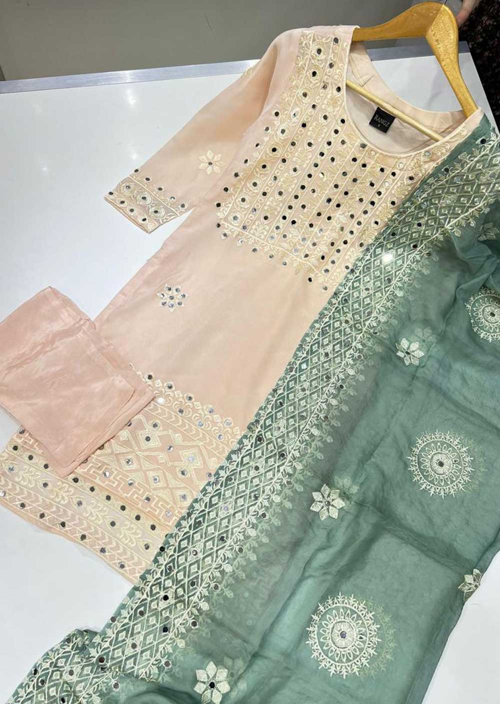 RGZ730 Pink Chiffon Readymade Suit