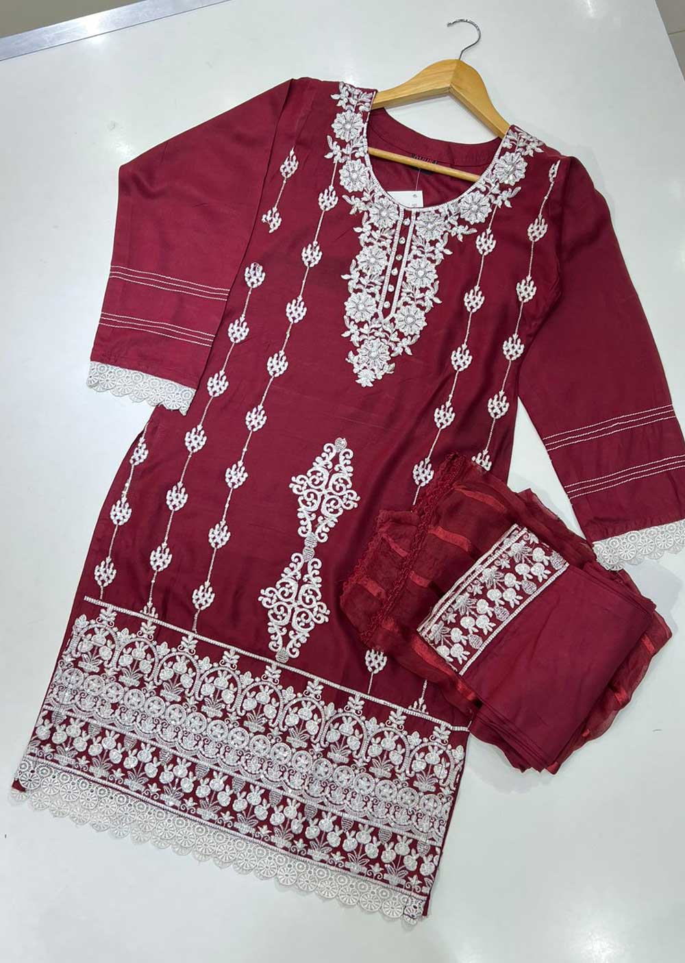 RGZ745 Maroon Readymade Linen Suit
