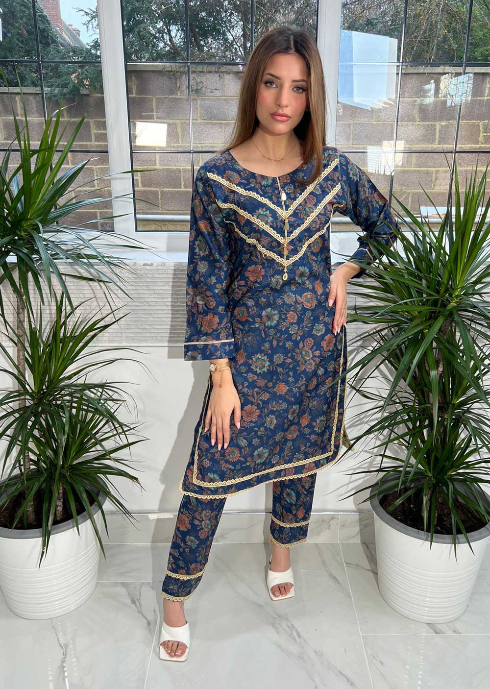 RGZ830 Readymade 2 Piece Dhanak Print Suit