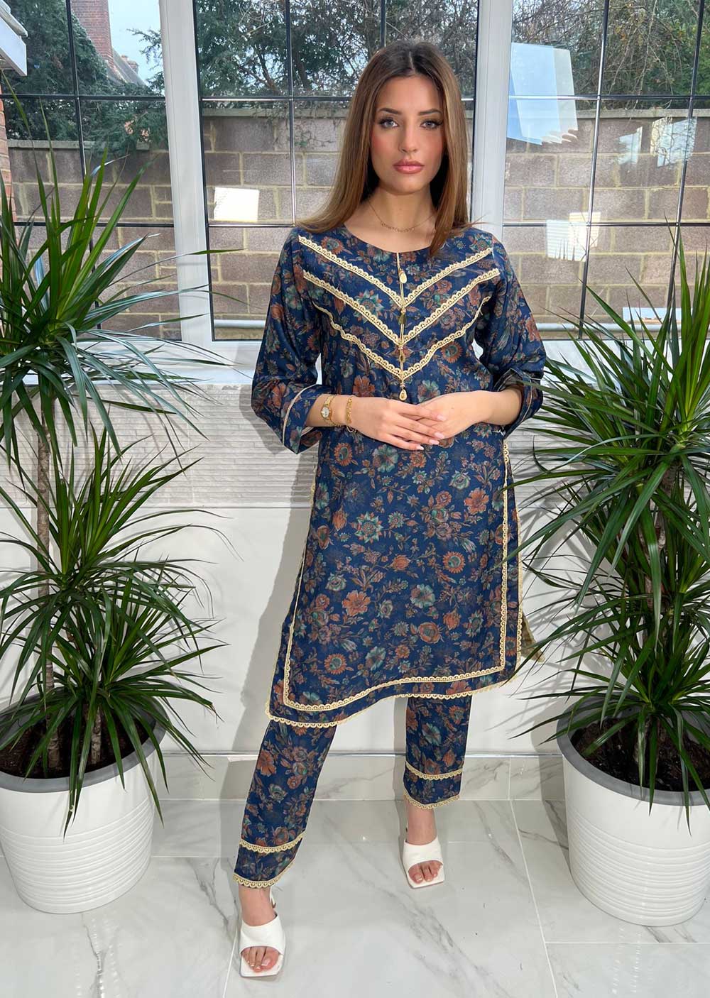 RGZ830 Readymade 2 Piece Dhanak Print Suit - Image 4