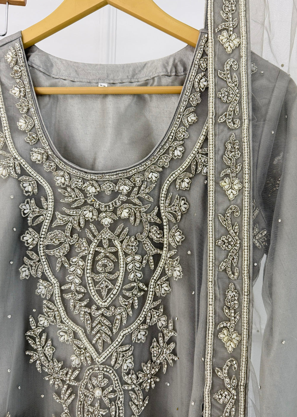 RH2111 Aaina - Grey Fancy Net Outfit - Image 5