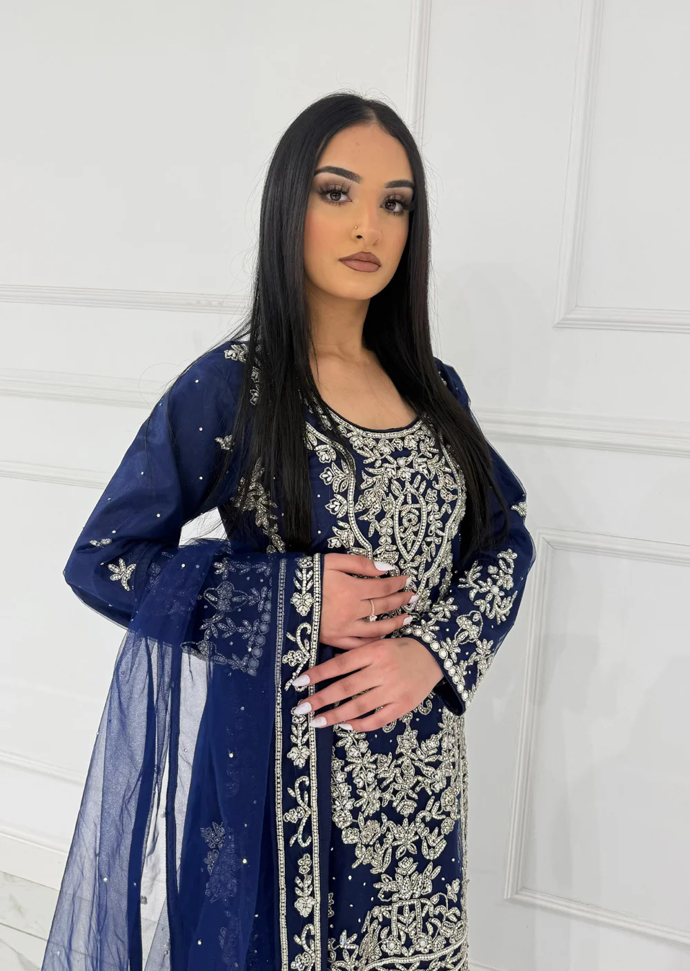 RH2111 Aaina - Navy Fancy Net Outfit - Image 3