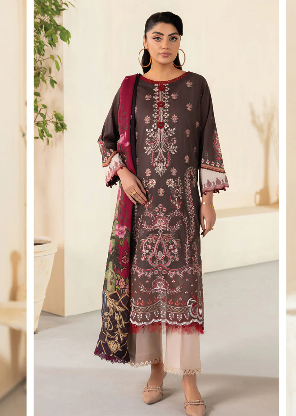 RMSHO-09 - Ramsha Mashaal Luxury Lawn Vol 13 - Image 4