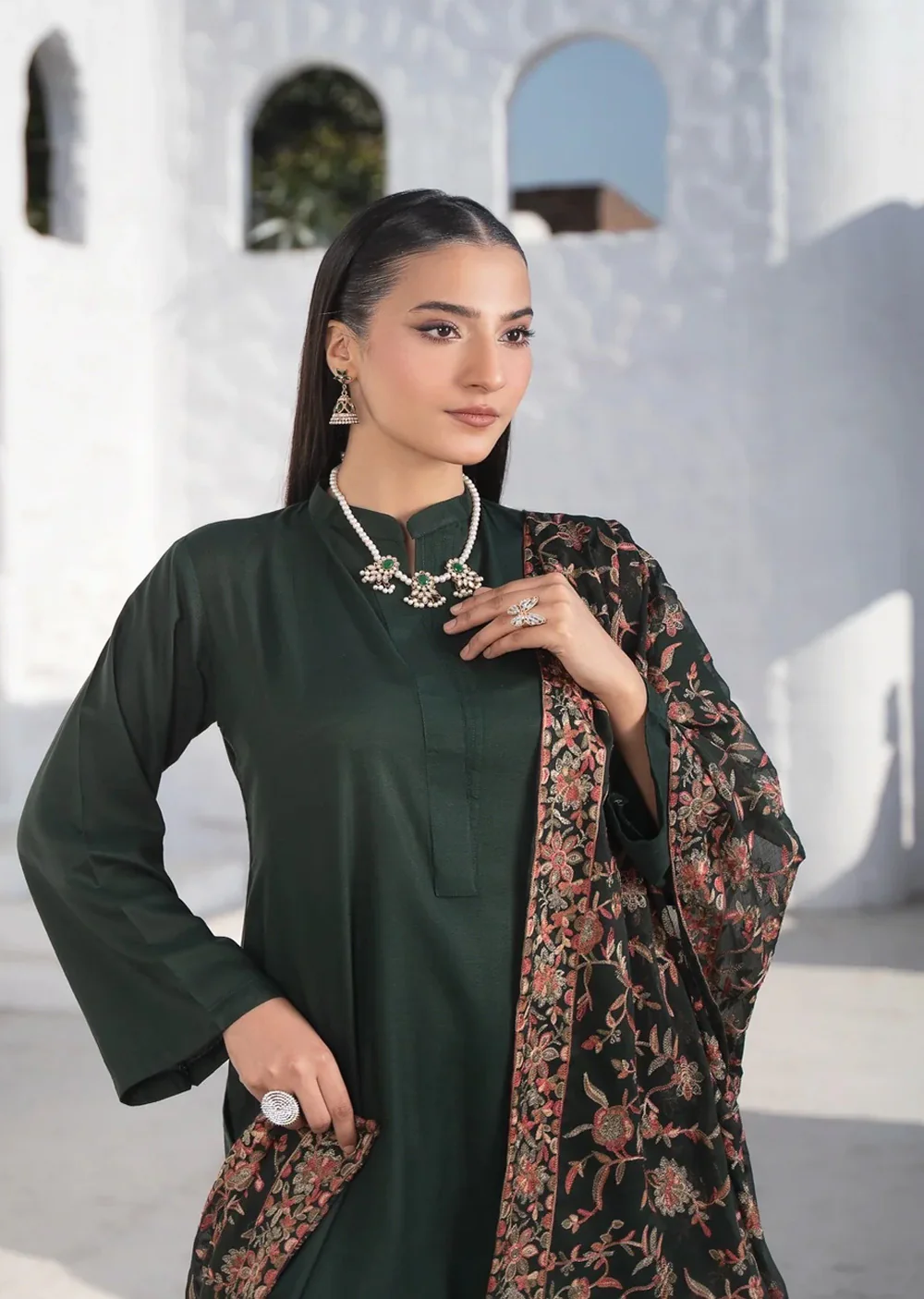 RNDH-02 - Green - Readymade - Rania.H Linen Collection 2025 - Image 5