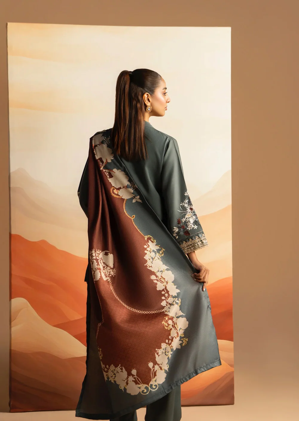 RNY-203 Raniya H Eid Aura - Image 3