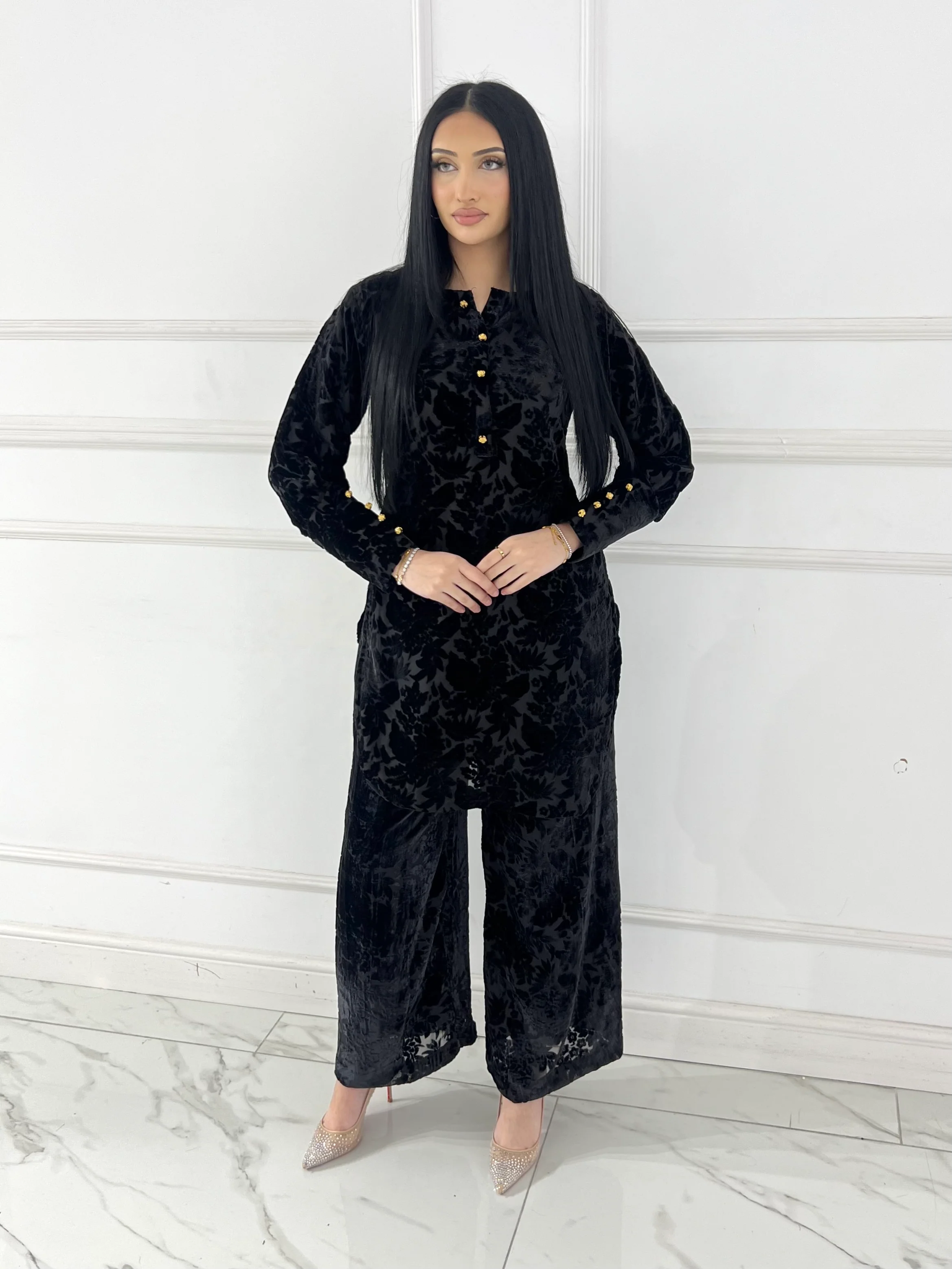 SFSH-10 - Readymade - LUXURY VELVET SUIT 2025 - Image 10