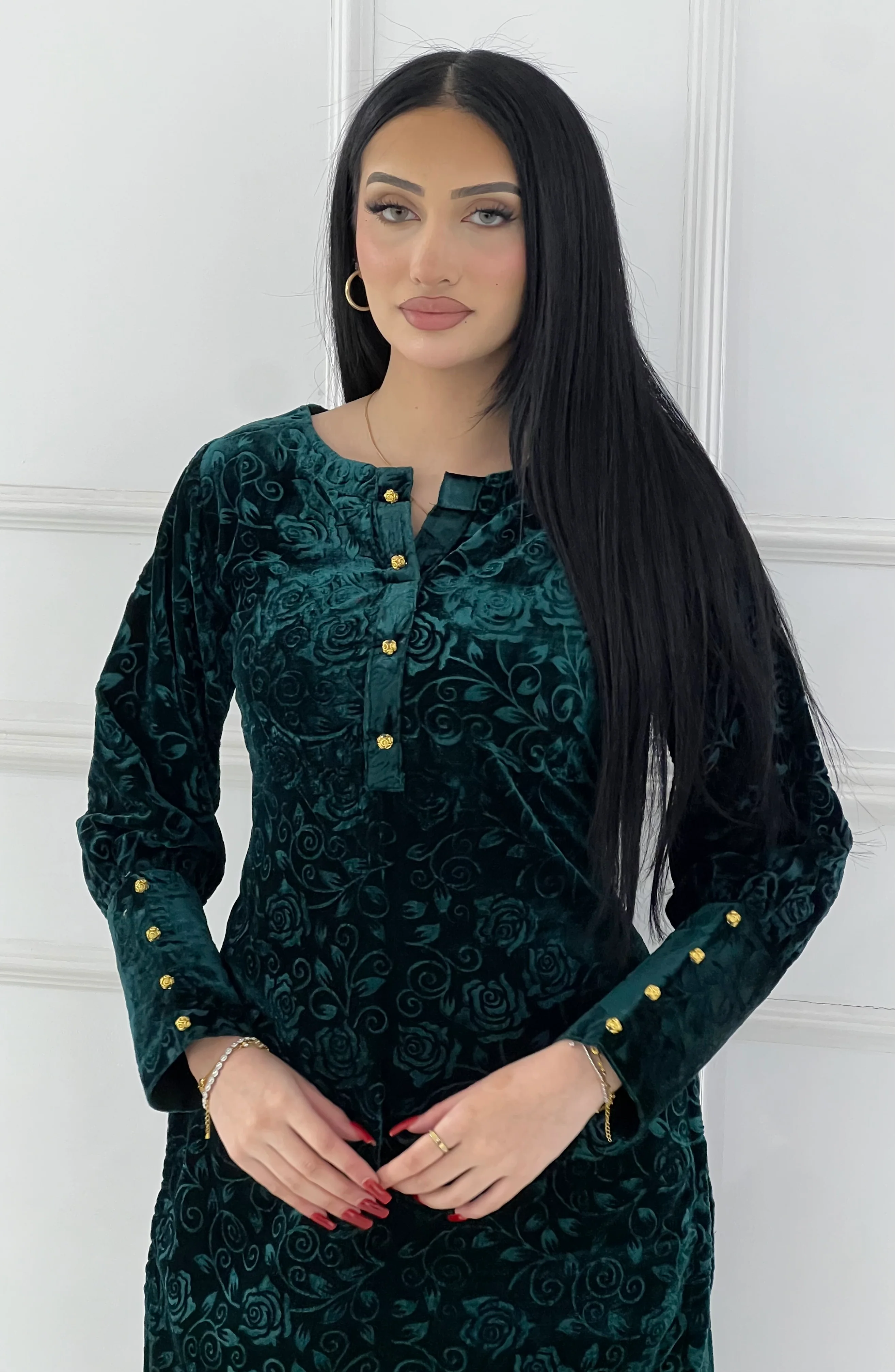 SFSH-10 - Readymade - LUXURY VELVET SUIT 2025 - Image 9