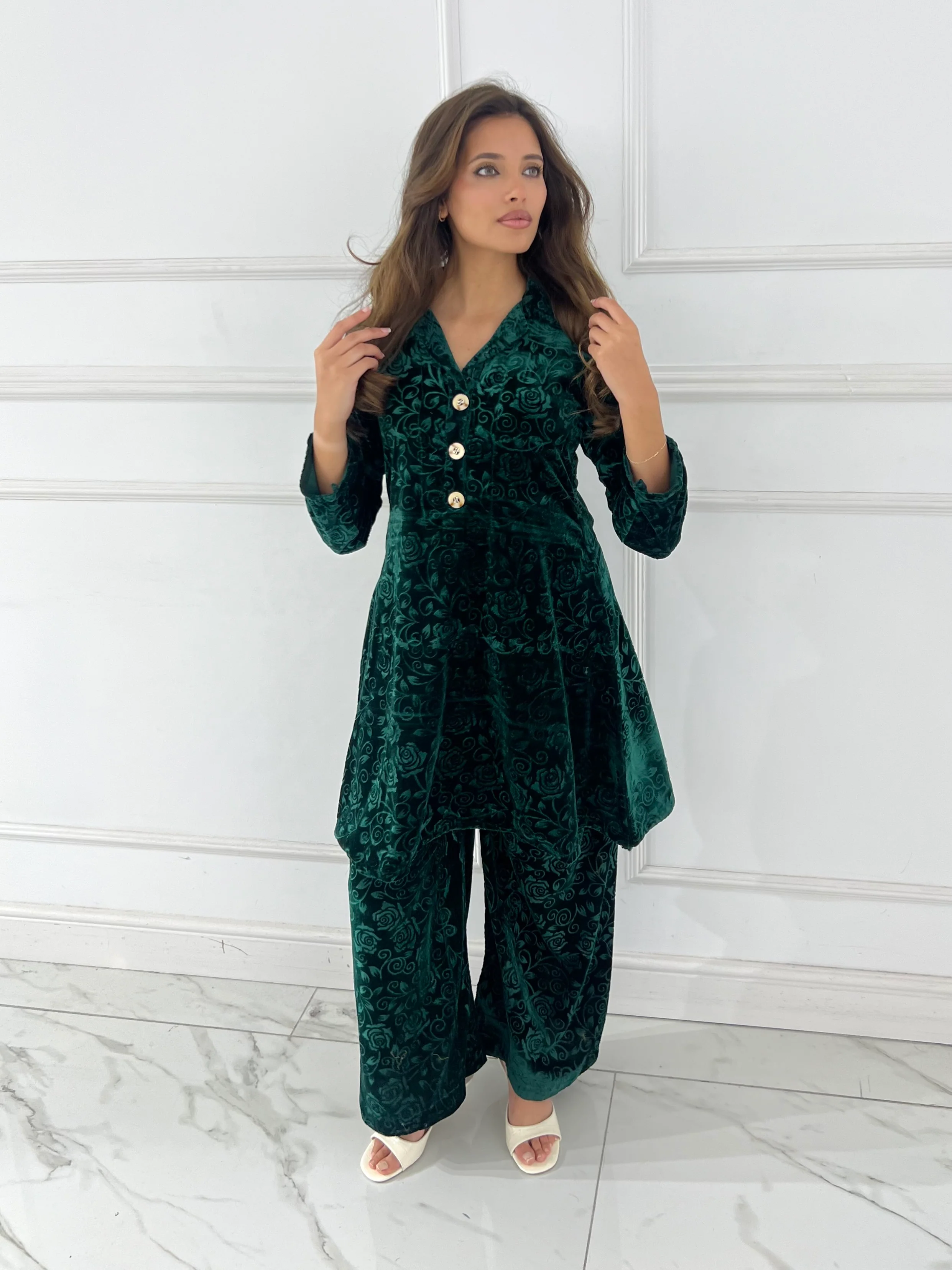 SFSH-11 - Readymade - LUXURY VELVET SUIT 2026 - Image 2