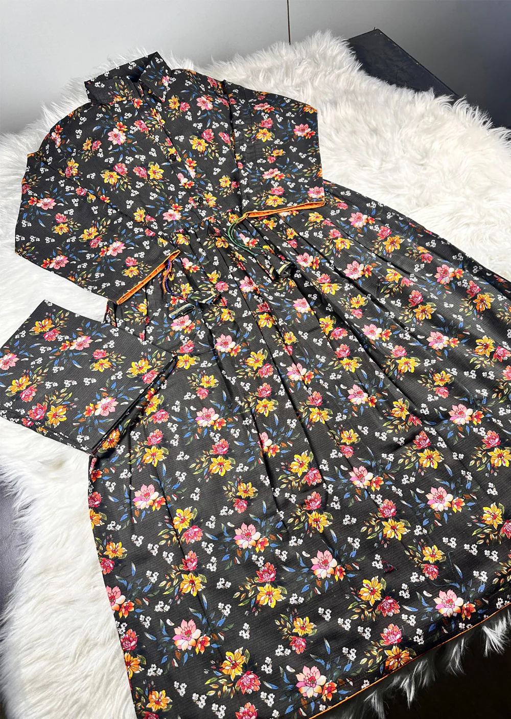 SFT-01 - Readymade - Sufna Khaddar Suit 2025 - Image 6