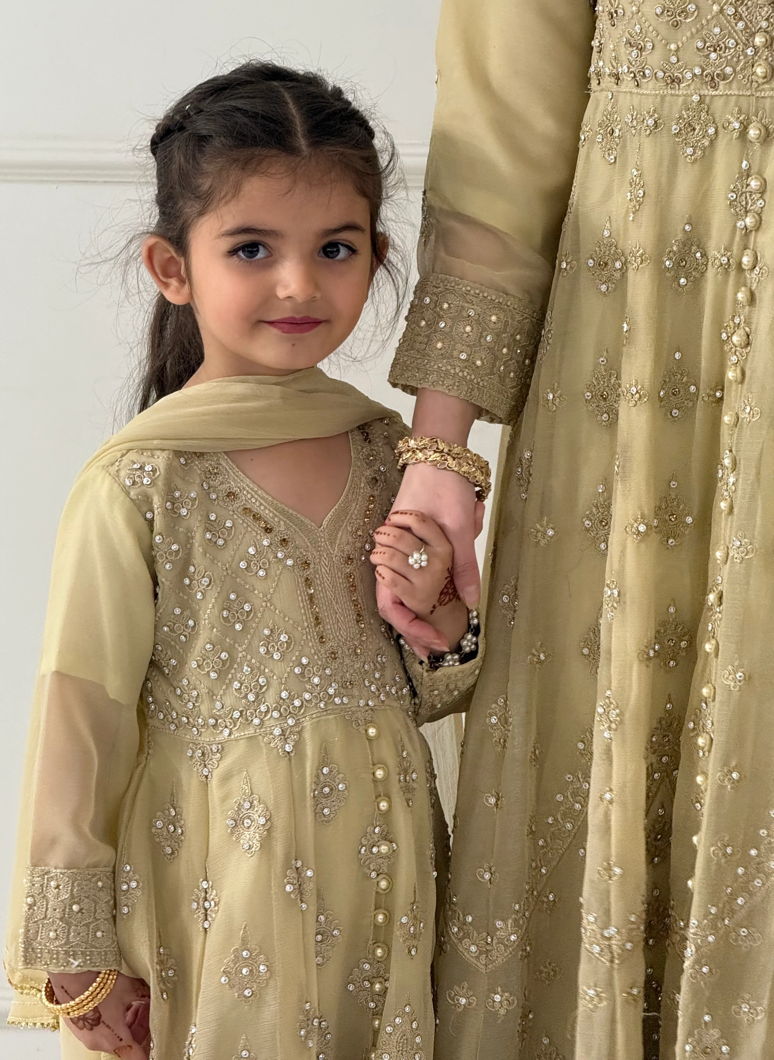 SHAZ1928 - Durrah - Chiffon Mummy n Me Maxi Dress - Image 10