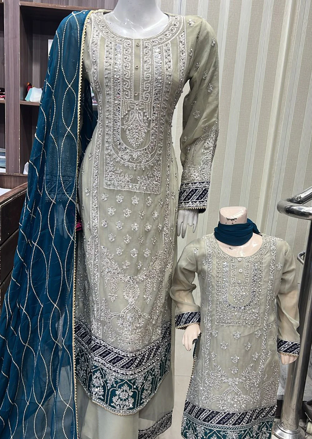 SHAZ3012 Embroidered Mummy n Me Outfit - Image 4