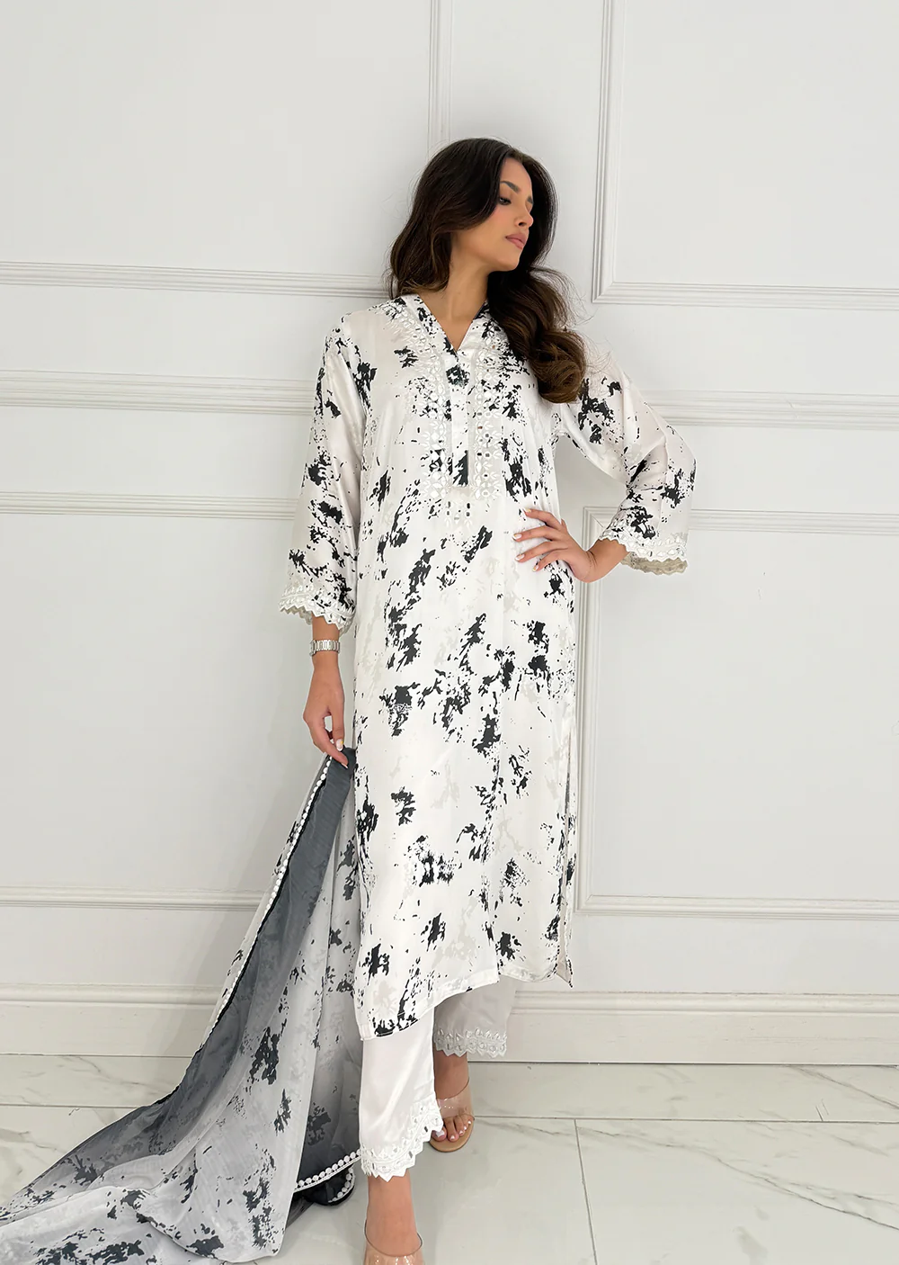 SMR3102 Yumna - White Readymade Silk Suit - Image 6