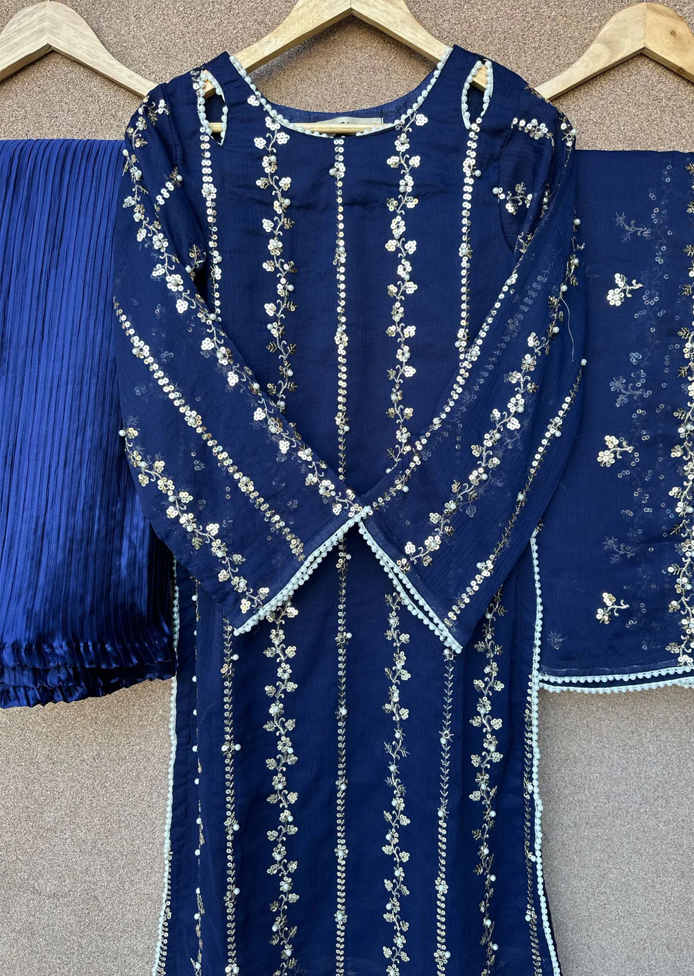 SMR3140 - Readymade - Laraib Chiffon Suit 2025 - Image 18