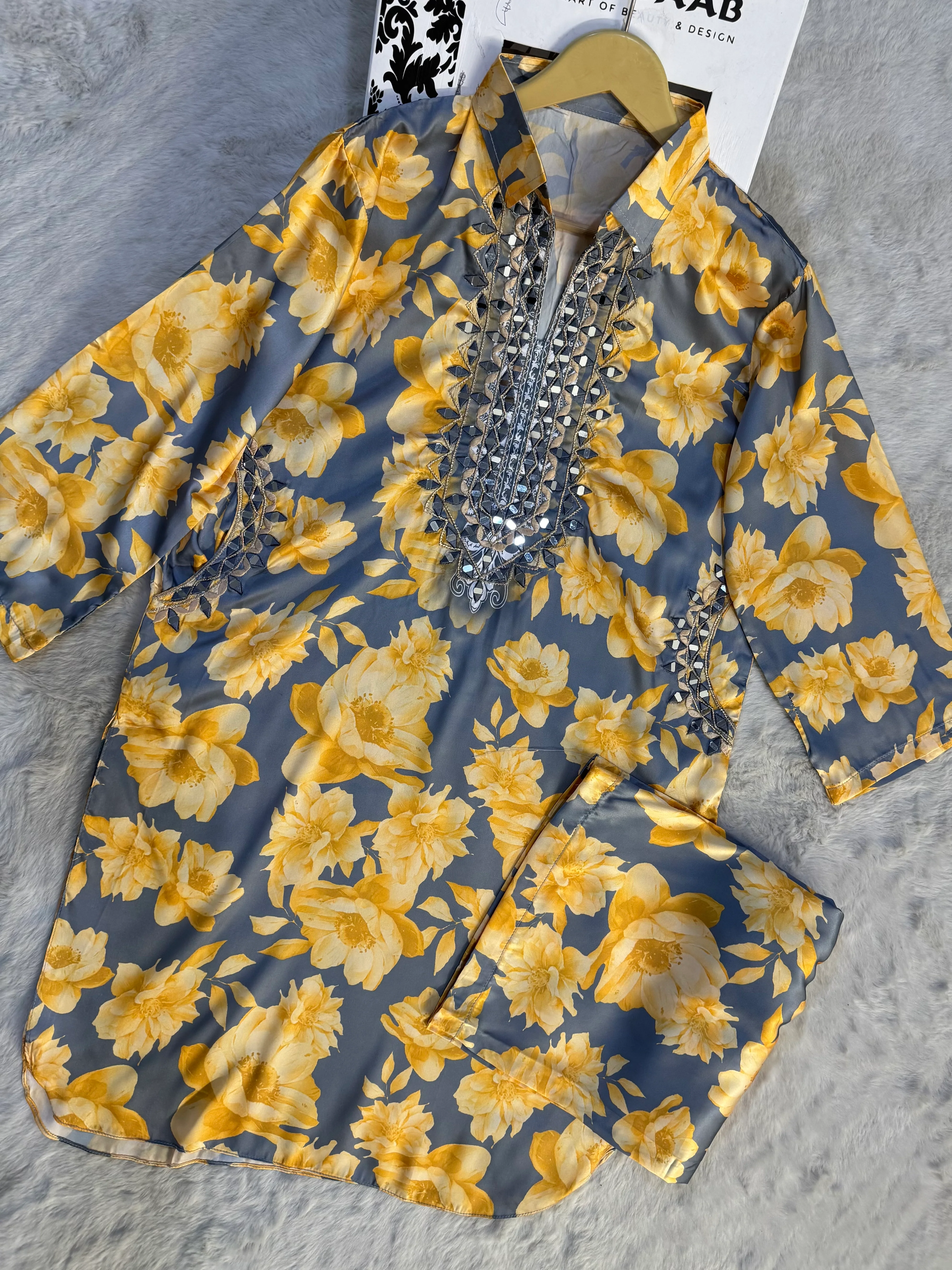 SMR3204- Readymade Silk 2 Piece Suit - Image 2